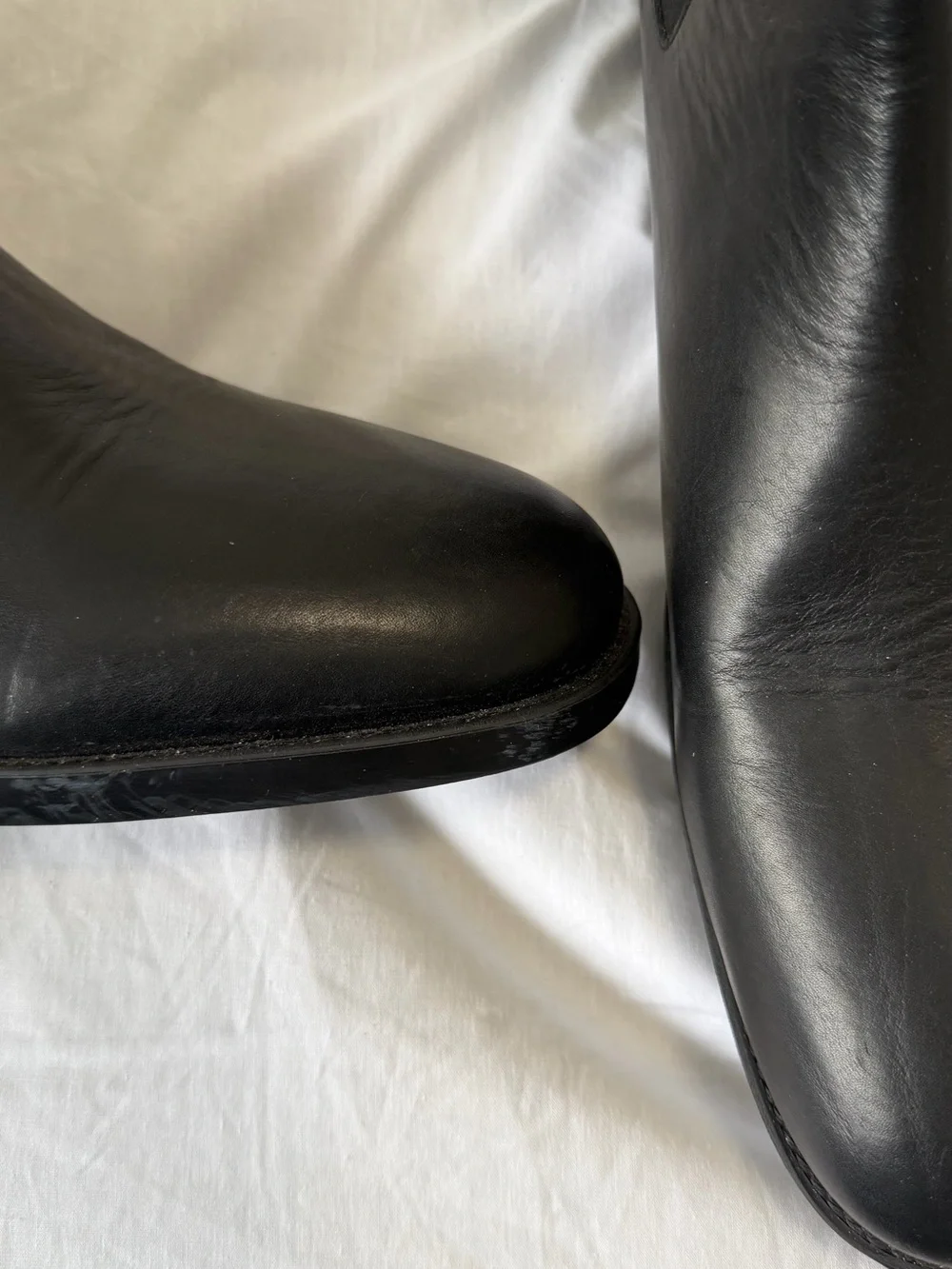 Bruno Magli Black Leather Chukka Chelsea Boots